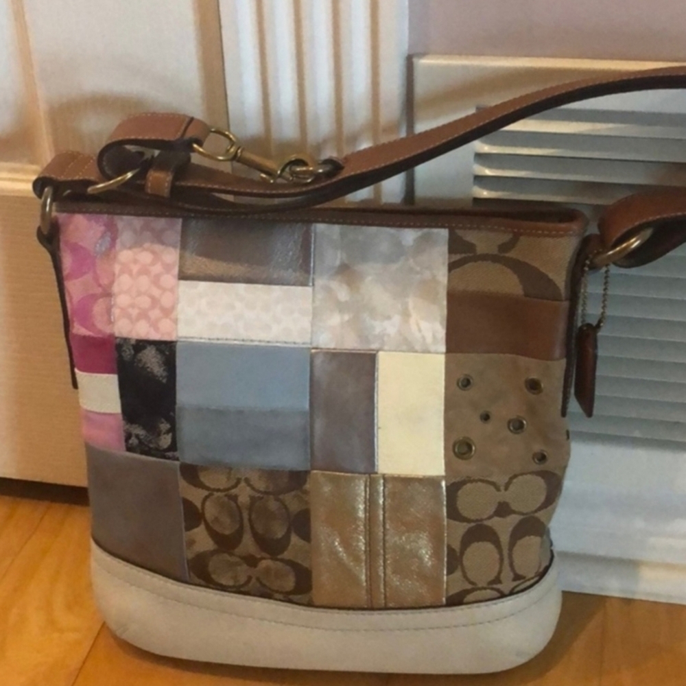 Coach Y2K 🤎💙 Multicolor Shoulder Bag W/Patchwork Design EUC - Picture 11 of 11